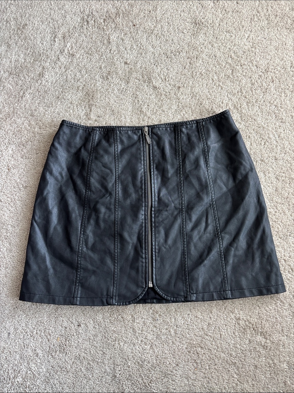 Free People Black Faux Leather Front Zip Mini Skirt GUC